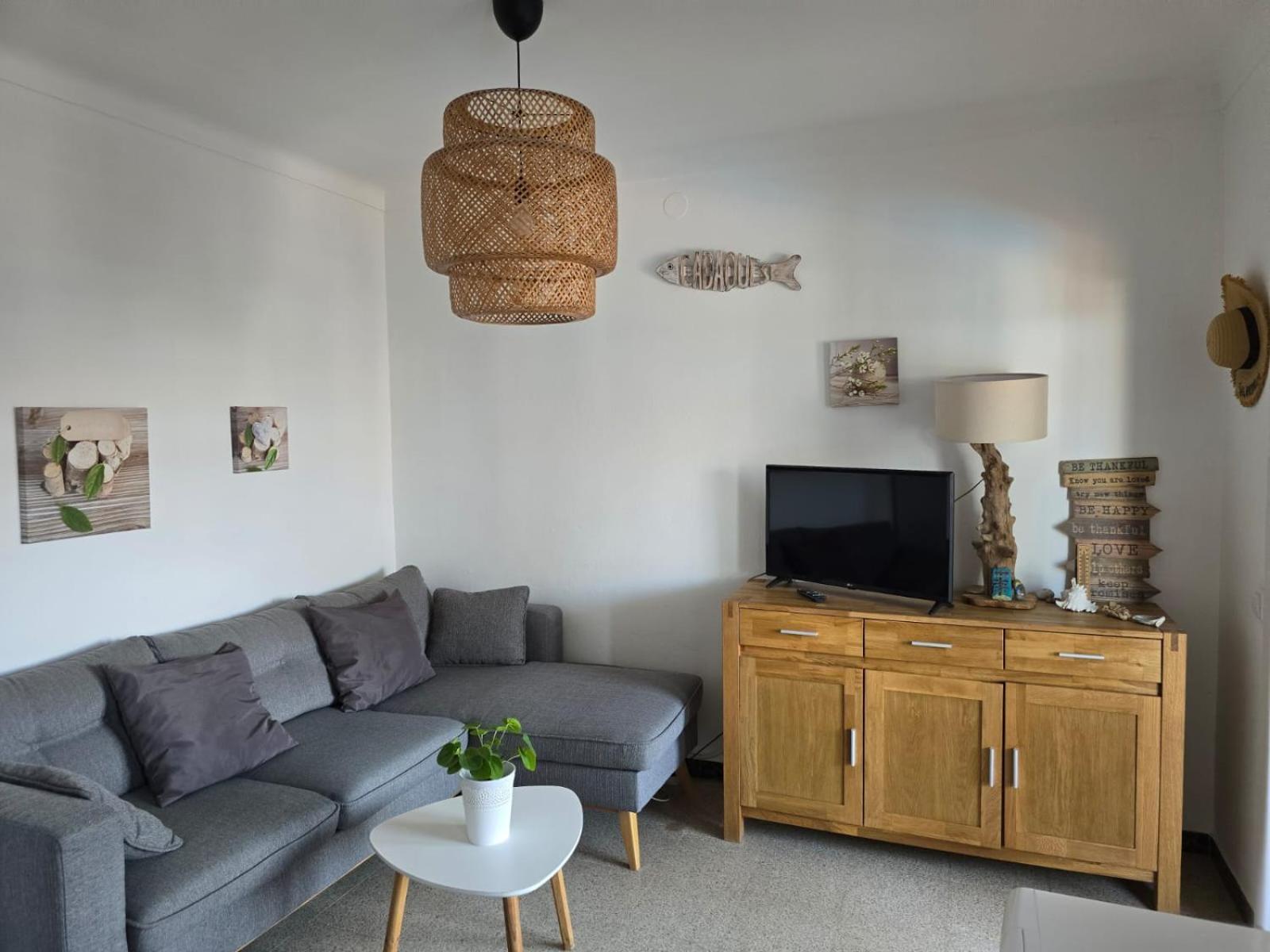 Cosy Apartment Of L'Escala Beach מראה חיצוני תמונה